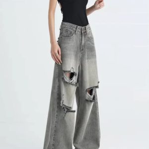 Distressed Oversized Baggy Jeans - Iconic Y2K Fashion Outfit for Fall